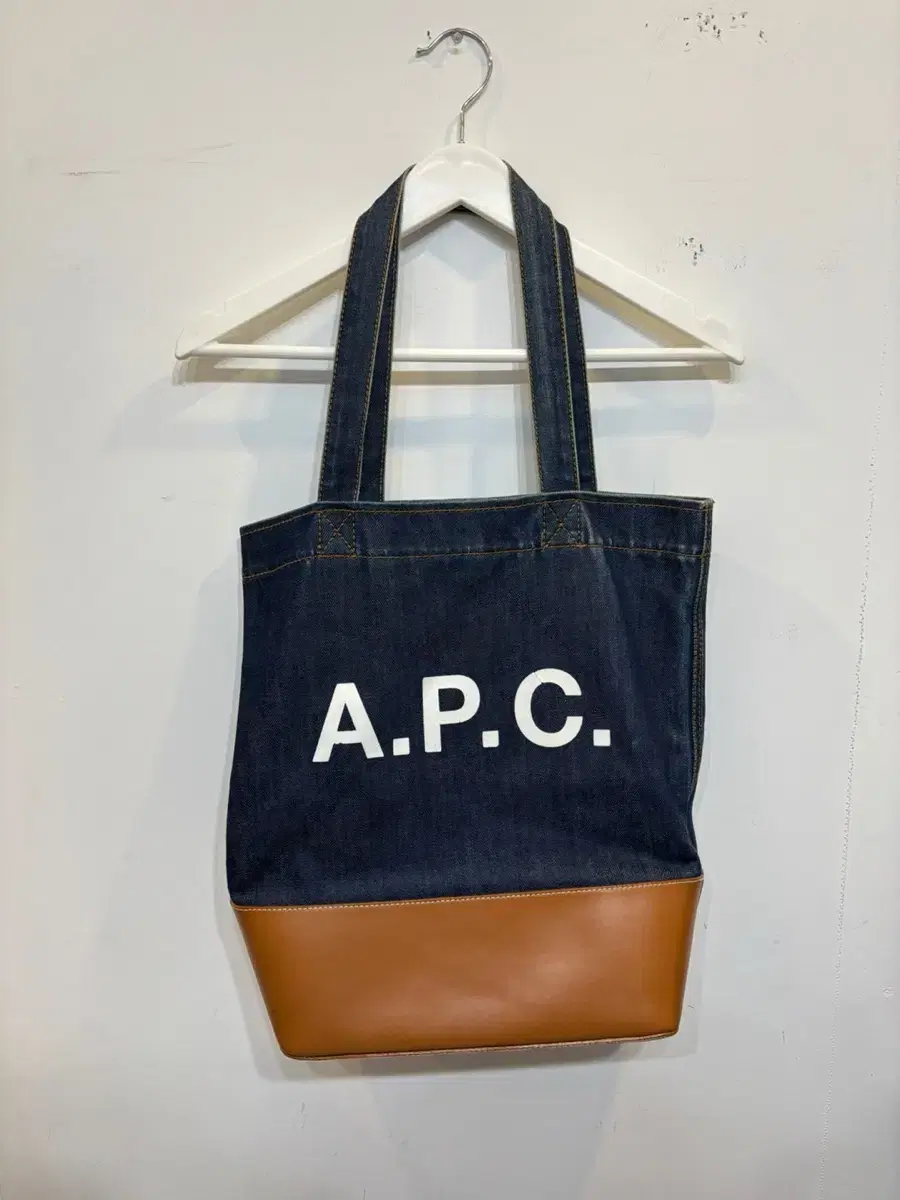 A.P.C 아페쎄 악셀 데님 토트백 택배비포함